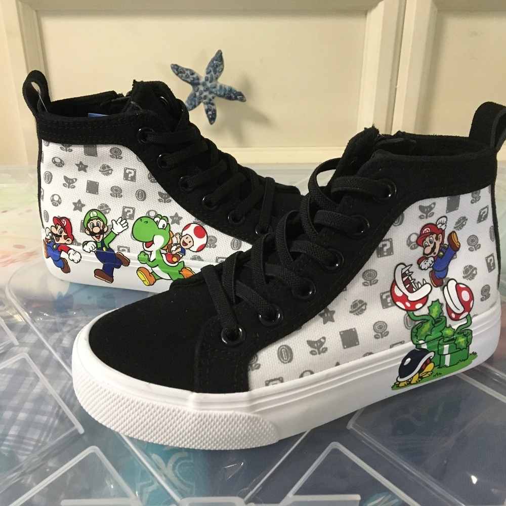 SUPER MARIO CART BOYS HIGHTOP SNEAKER WITH ZIPPER, NEW SIZE 12